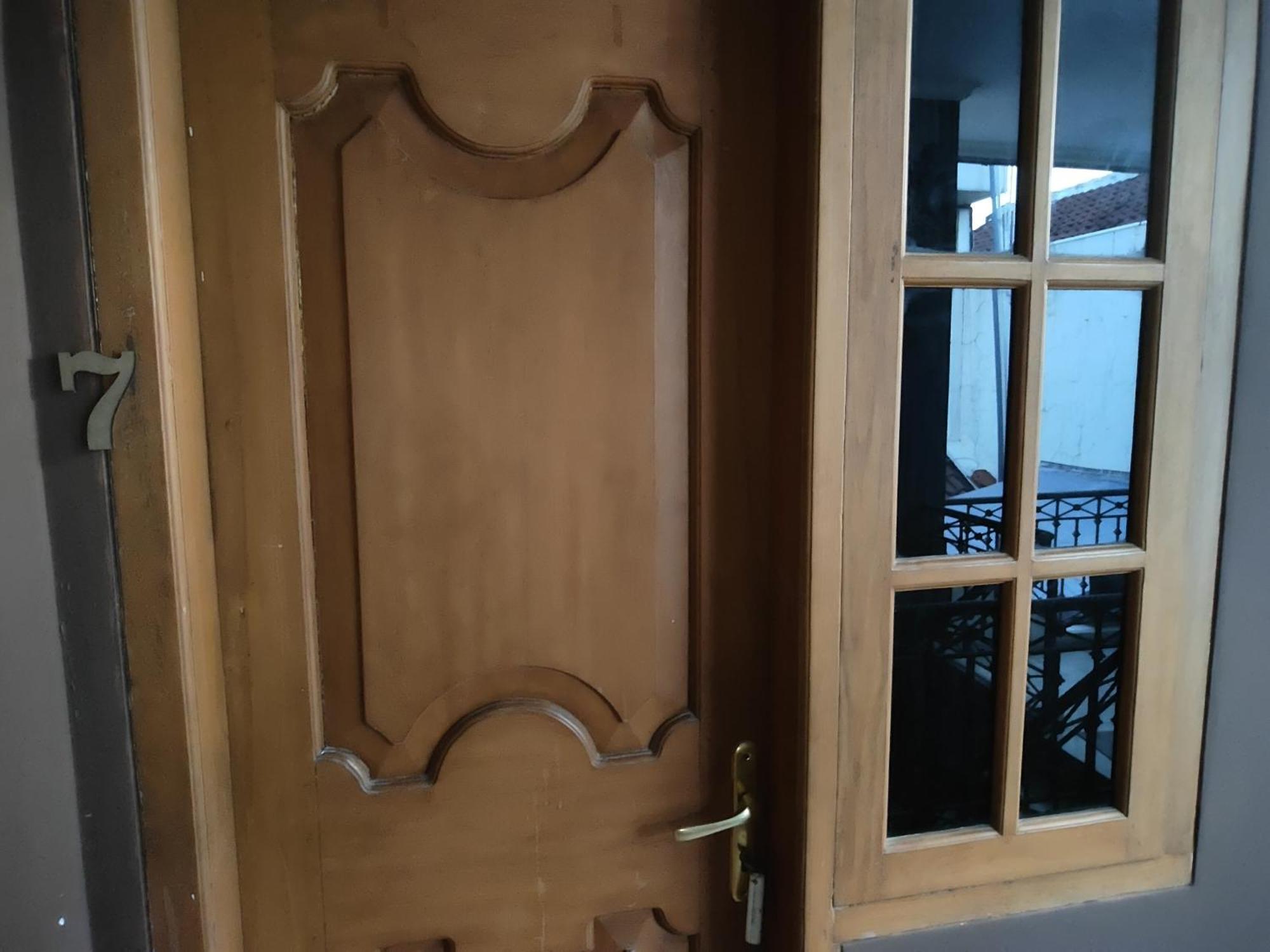 Tirto 27 Homestay Yogyakarta Bagian luar foto